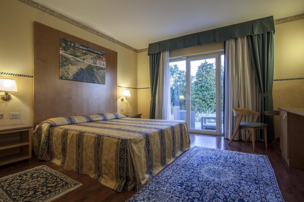 Hotel Al Ponte Gradisca d'Isonzo Luaran gambar