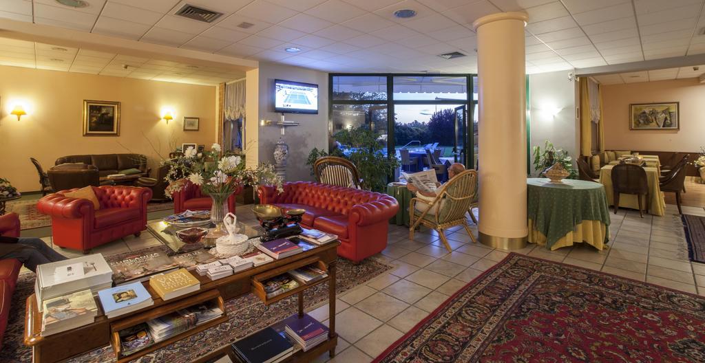 Hotel Al Ponte Gradisca d'Isonzo Luaran gambar