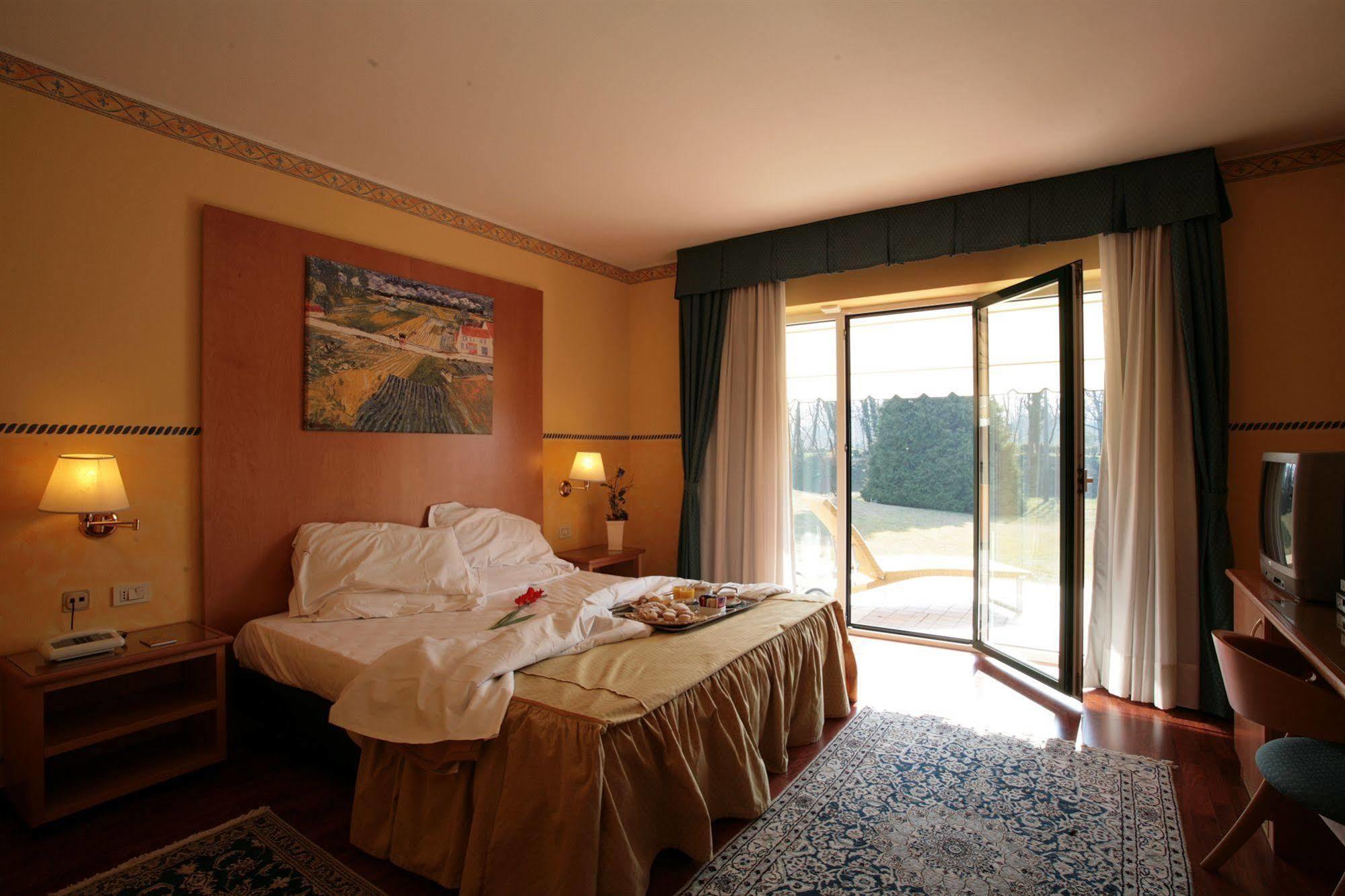 Hotel Al Ponte Gradisca d'Isonzo Luaran gambar