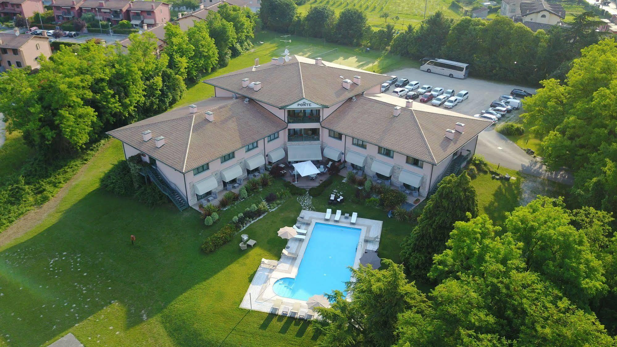 Hotel Al Ponte Gradisca d'Isonzo Luaran gambar